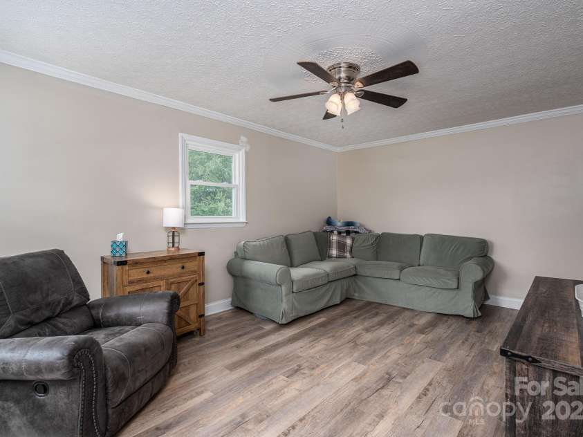 2206 Whitworth Road, Cherryville, NC 28021.  MLS# CAR4267241, YatesRealty ID 25245. Living Room