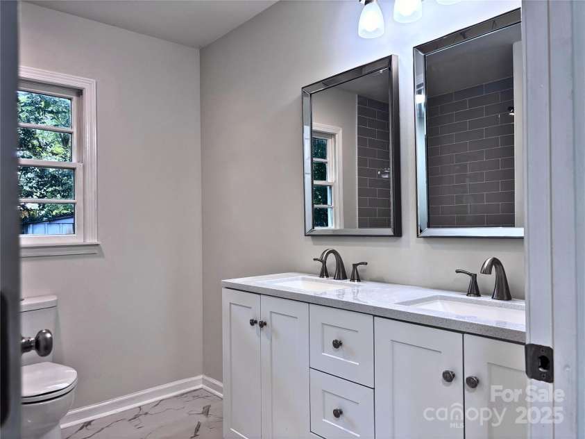 218 Hartman Street, Gastonia, NC 28052.  MLS# CAR4273146, YatesRealty ID 25246. 
