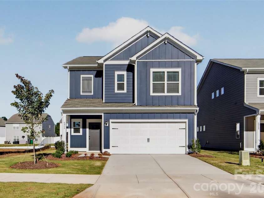 4244 Ruth Creek Court, Charlotte, NC 28216.  MLS# CAR4386097, YatesRealty ID 25246. 