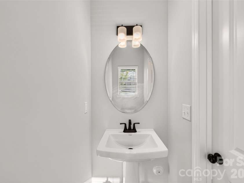 4244 Ruth Creek Court, Charlotte, NC 28216.  MLS# CAR4386097, YatesRealty ID 25246. 