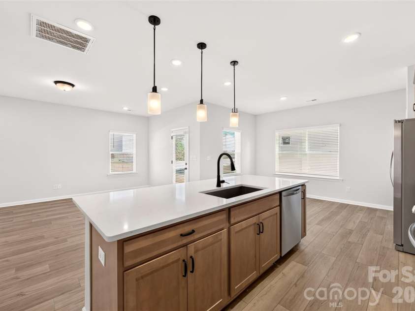 4244 Ruth Creek Court, Charlotte, NC 28216.  MLS# CAR4386097, YatesRealty ID 25246. 