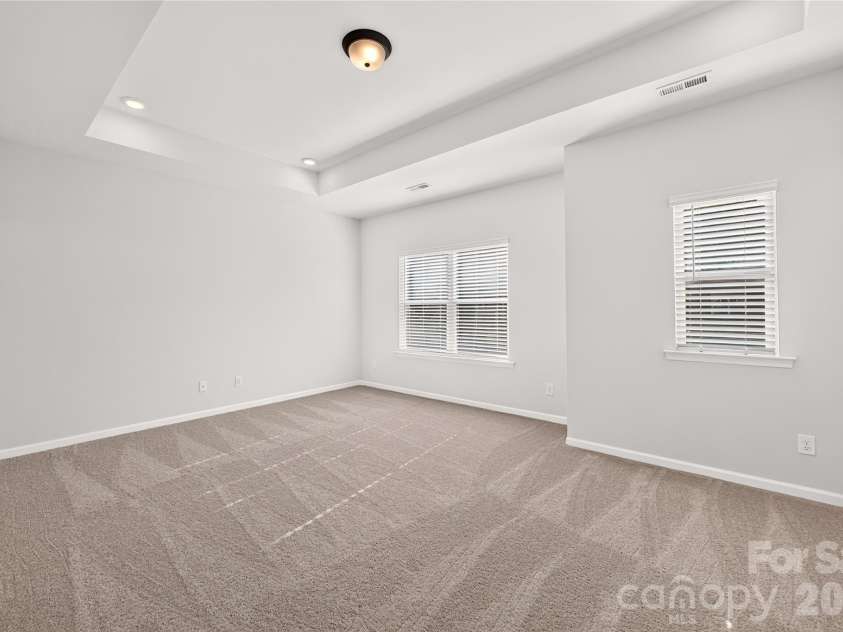 4244 Ruth Creek Court, Charlotte, NC 28216.  MLS# CAR4386097, YatesRealty ID 25246. 