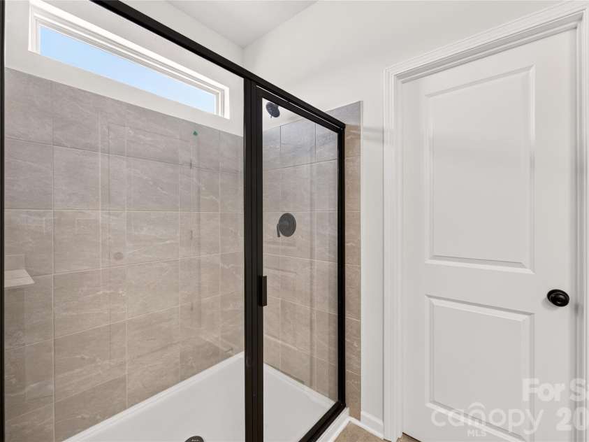 4244 Ruth Creek Court, Charlotte, NC 28216.  MLS# CAR4386097, YatesRealty ID 25246. 