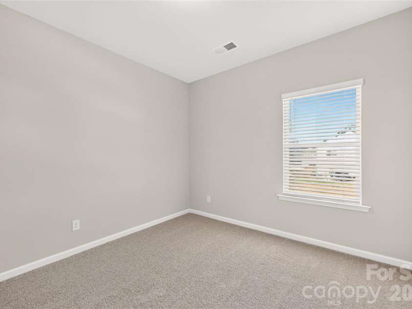 4244 Ruth Creek Court, Charlotte, NC 28216.  MLS# CAR4386097, YatesRealty ID 25246. 