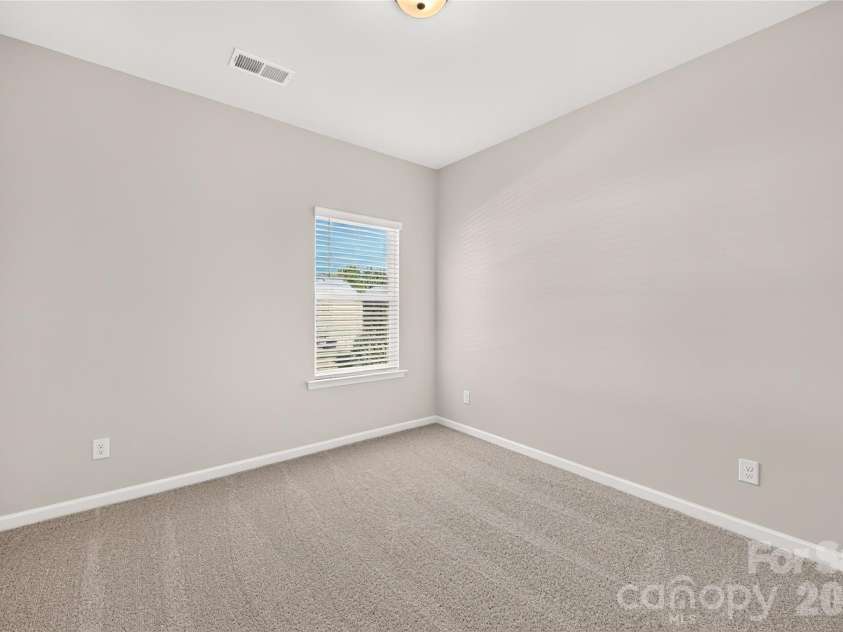 4244 Ruth Creek Court, Charlotte, NC 28216.  MLS# CAR4386097, YatesRealty ID 25246. 