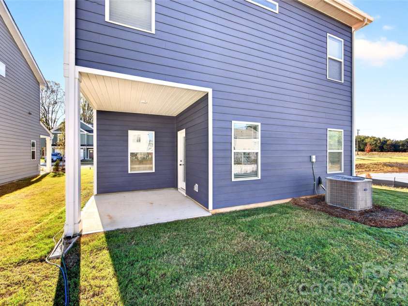 4244 Ruth Creek Court, Charlotte, NC 28216.  MLS# CAR4386097, YatesRealty ID 25246. 