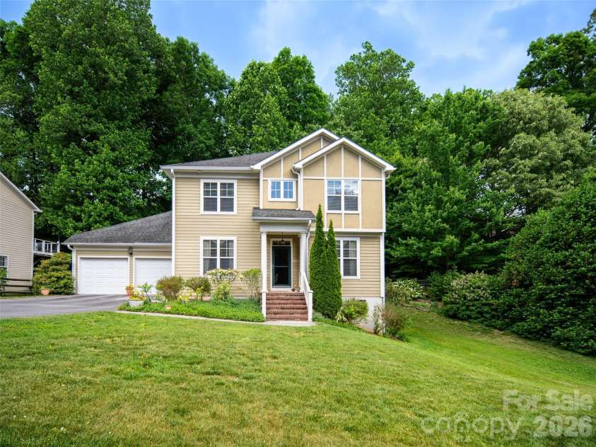541 Welsh Partridge Circle, Biltmore Lake, NC 28715.  MLS# CAR4386056, YatesRealty ID 25247. 