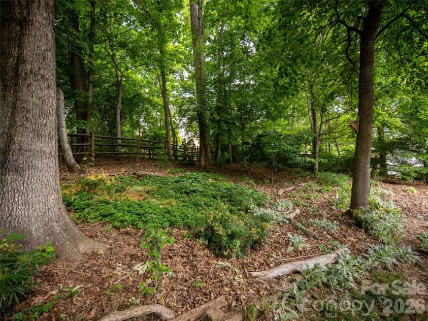 541 Welsh Partridge Circle, Biltmore Lake, NC 28715.  MLS# CAR4386056, YatesRealty ID 25247. 