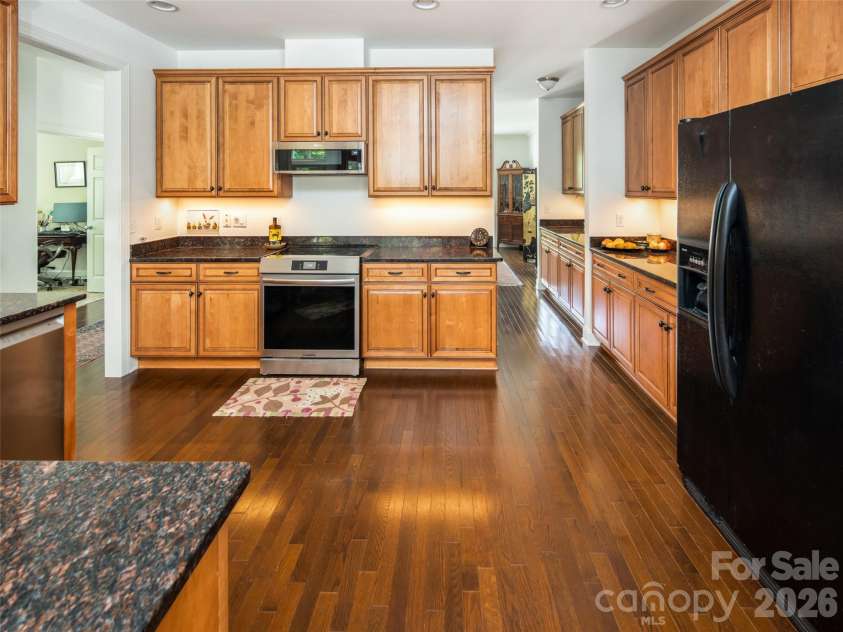 541 Welsh Partridge Circle, Biltmore Lake, NC 28715.  MLS# CAR4386056, YatesRealty ID 25247. 
