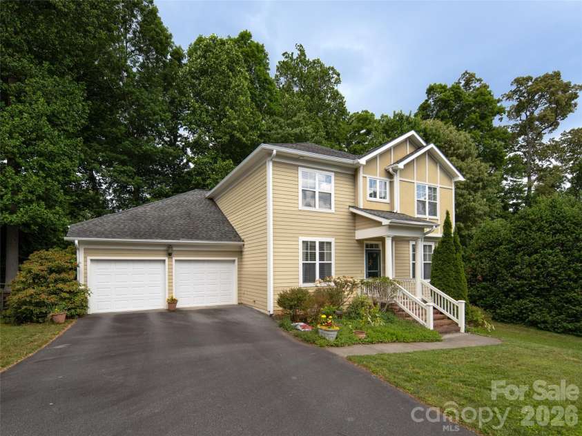 541 Welsh Partridge Circle, Biltmore Lake, NC 28715.  MLS# CAR4386056, YatesRealty ID 25247. 