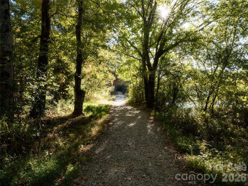 541 Welsh Partridge Circle, Biltmore Lake, NC 28715.  MLS# CAR4386056, YatesRealty ID 25247. 