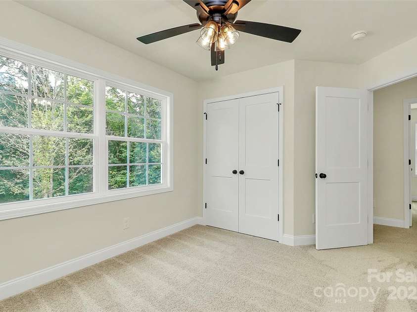 1323 Christopher Circle, Rock Hill, SC 29730.  MLS# CAR4211957, YatesRealty ID 25248. 