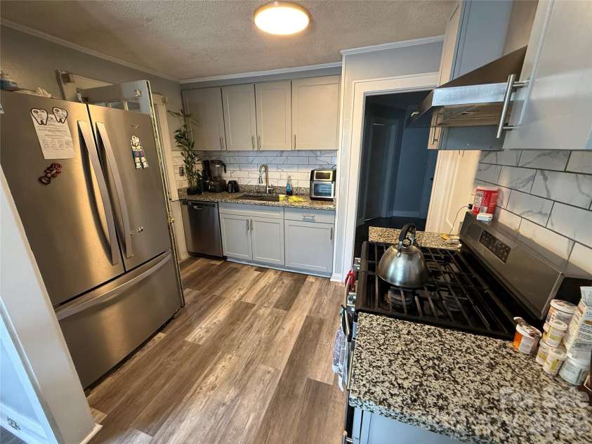 709 Dixie Avenue, Valdese, NC 28690.  MLS# CAR4386040, YatesRealty ID 25249. 