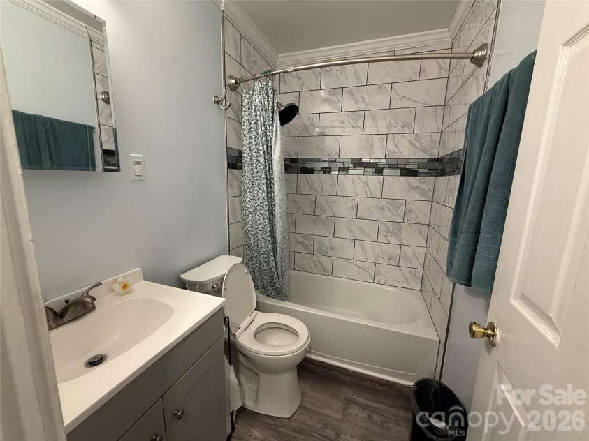 709 Dixie Avenue, Valdese, NC 28690.  MLS# CAR4386040, YatesRealty ID 25249. 