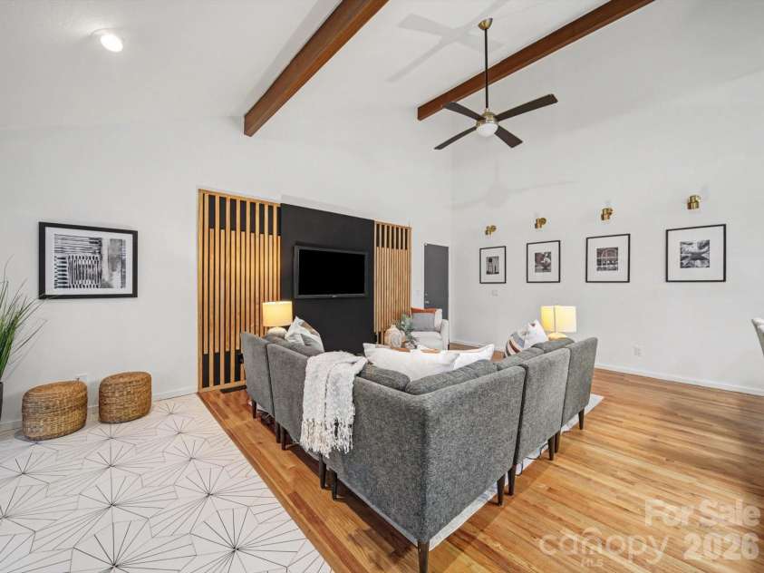 3911 Windwood Circle, Charlotte, NC 28226.  MLS# CAR4342639, YatesRealty ID 2525. 