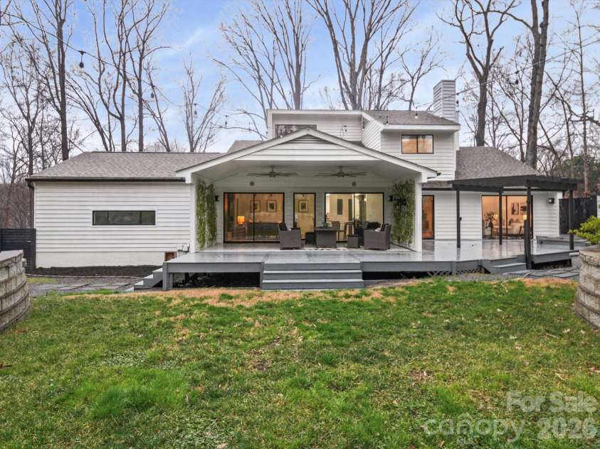 3911 Windwood Circle, Charlotte, NC 28226.  MLS# CAR4342639, YatesRealty ID 2525. 