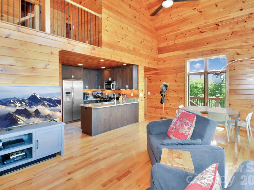 6365 Julius Drive, Newland, NC 28657.  MLS# CAR4313240, YatesRealty ID 2525. 