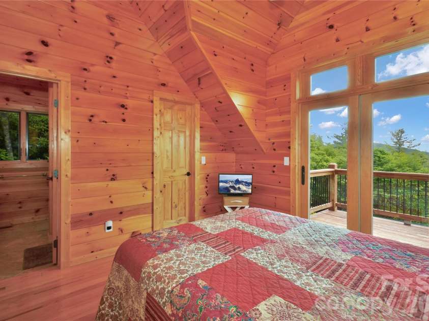 6365 Julius Drive, Newland, NC 28657.  MLS# CAR4313240, YatesRealty ID 2525. 