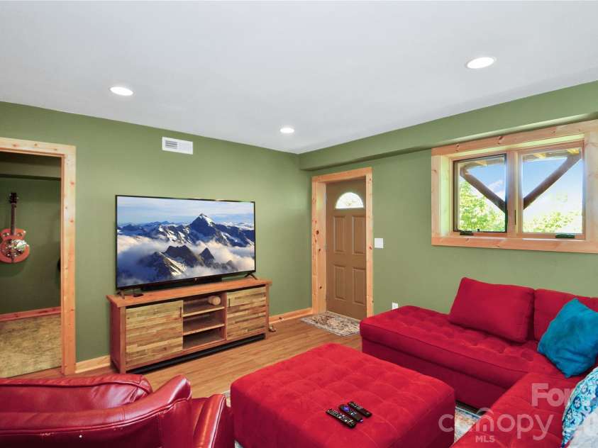 6365 Julius Drive, Newland, NC 28657.  MLS# CAR4313240, YatesRealty ID 2525. 