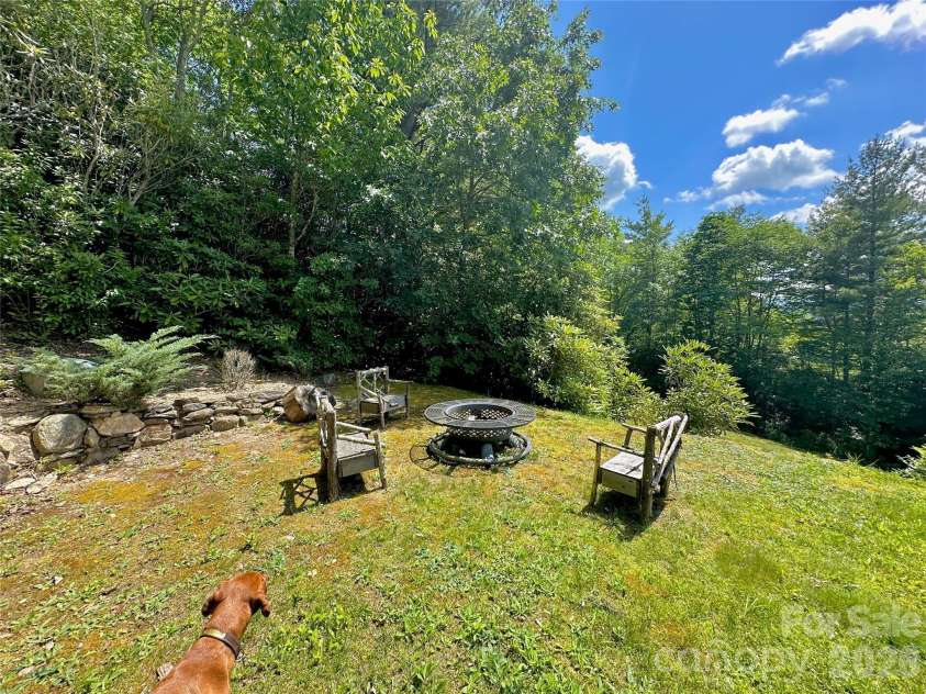 6365 Julius Drive, Newland, NC 28657.  MLS# CAR4313240, YatesRealty ID 2525. 