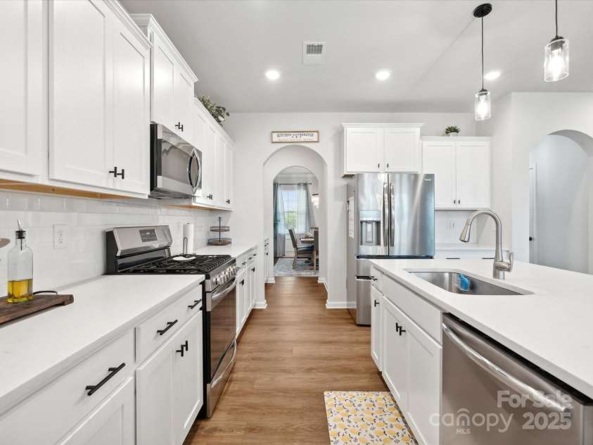 1017 Cheviot Court, Waxhaw, NC 28173.  MLS# CAR4228052, YatesRealty ID 25250. 