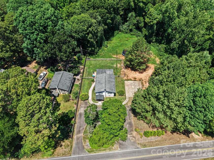184 Canal Road, Belmont, NC 28012.  MLS# CAR4383380, YatesRealty ID 25250. 