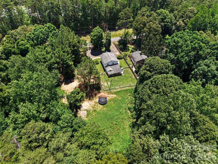 184 Canal Road, Belmont, NC 28012.  MLS# CAR4383380, YatesRealty ID 25250. 