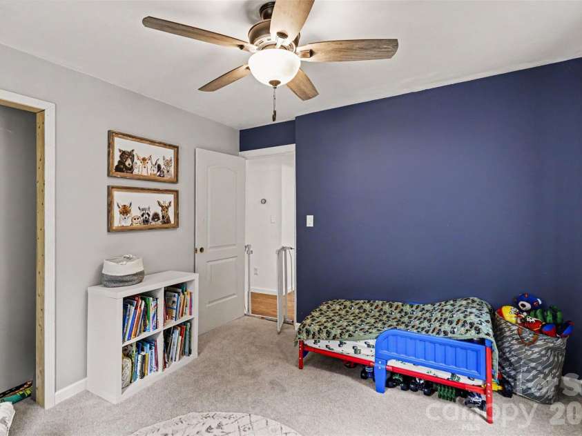 184 Canal Road, Belmont, NC 28012.  MLS# CAR4383380, YatesRealty ID 25250. Bedroom