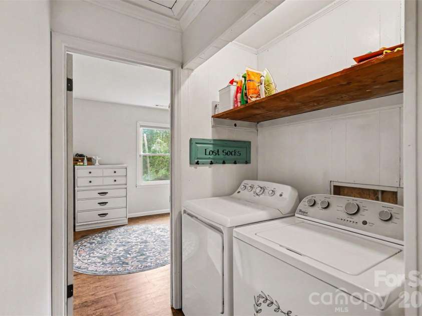 184 Canal Road, Belmont, NC 28012.  MLS# CAR4383380, YatesRealty ID 25250. Upstairs laundry