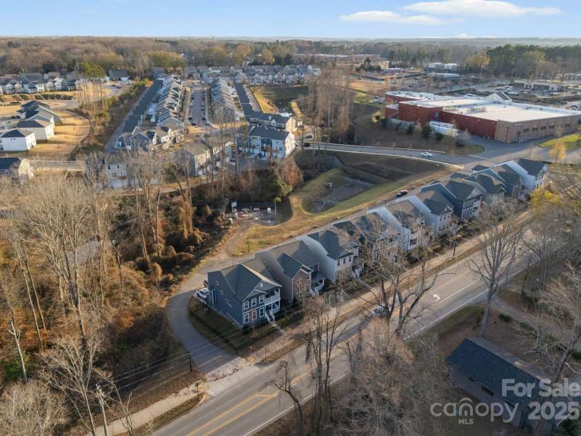 619 R L Stowe Road, Belmont, NC 28012.  MLS# CAR4329800, YatesRealty ID 25251. Located right behind the Harris Teeter shopping center 