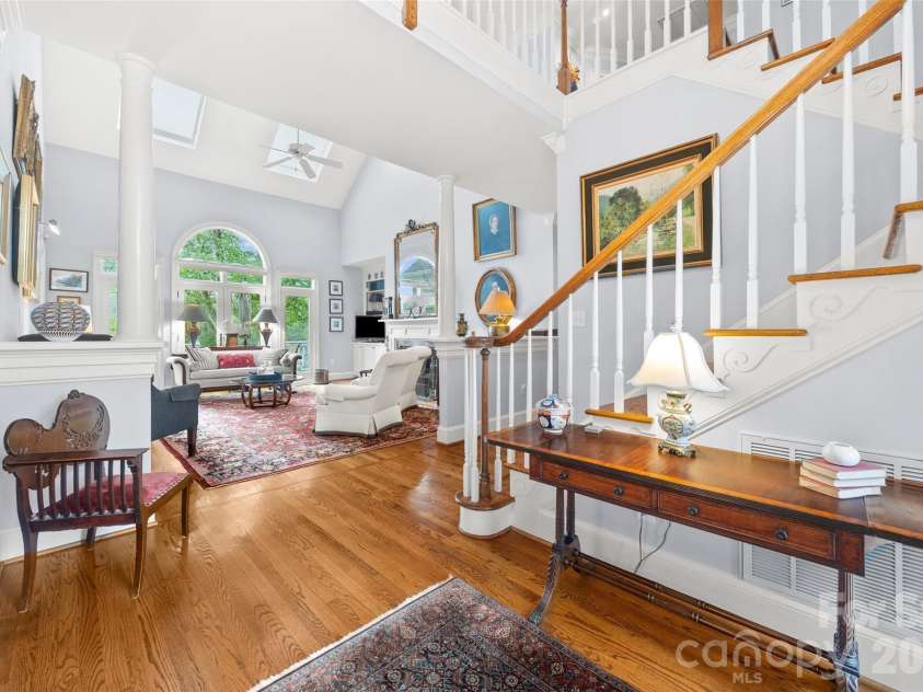 15901 Riverpointe Drive, Charlotte, NC 28278.  MLS# CAR4383846, YatesRealty ID 25252. 