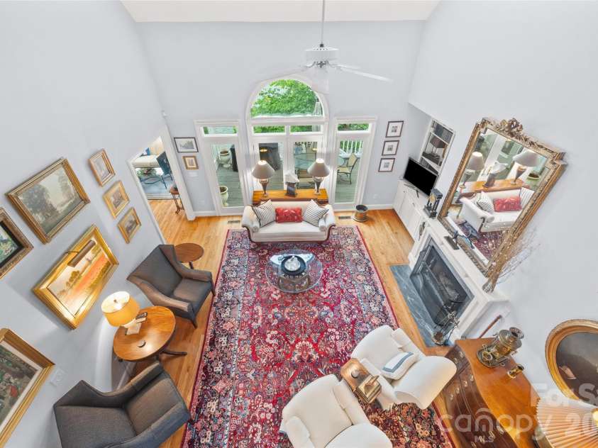 15901 Riverpointe Drive, Charlotte, NC 28278.  MLS# CAR4383846, YatesRealty ID 25252. 