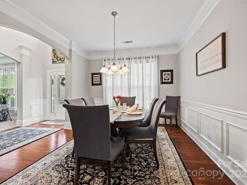 3095 Foggy Hollow Lane, Clover, SC 29710.  MLS# CAR4243248, YatesRealty ID 25252. Formal Dining room with wainscoting and hardwood floors