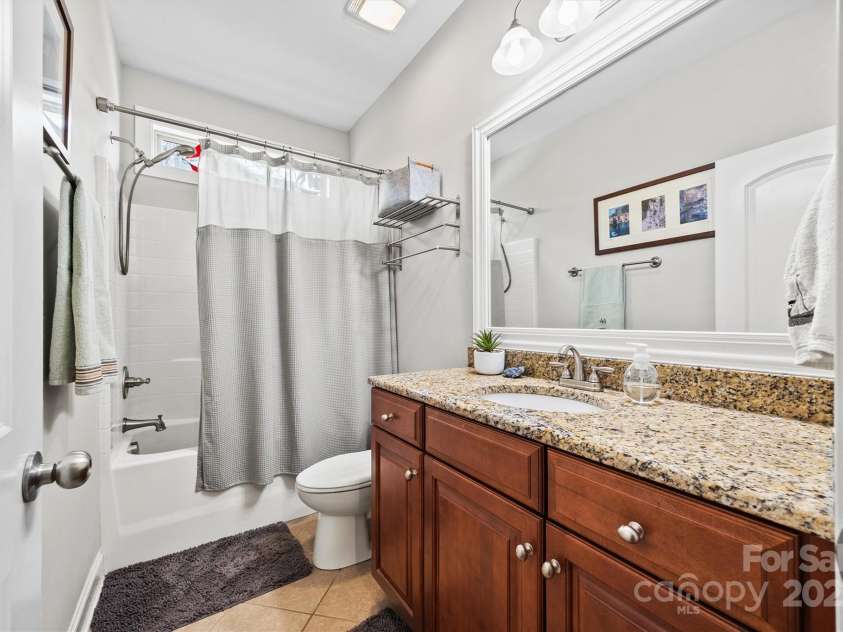 3095 Foggy Hollow Lane, Clover, SC 29710.  MLS# CAR4243248, YatesRealty ID 25252. Full bath on the main level