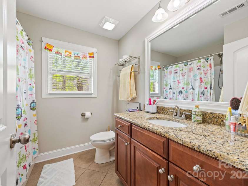 3095 Foggy Hollow Lane, Clover, SC 29710.  MLS# CAR4243248, YatesRealty ID 25252. Hall bath upstairs