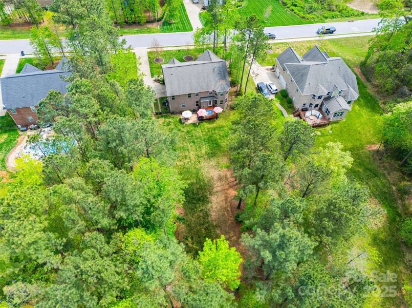 3095 Foggy Hollow Lane, Clover, SC 29710.  MLS# CAR4243248, YatesRealty ID 25252. So much privacy in this backyard!