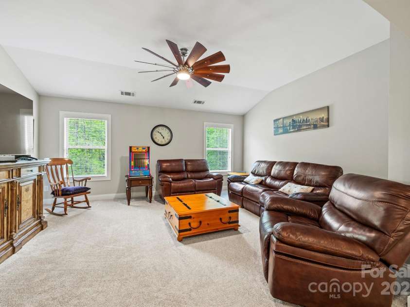 3095 Foggy Hollow Lane, Clover, SC 29710.  MLS# CAR4243248, YatesRealty ID 25252. Upstairs bonus room