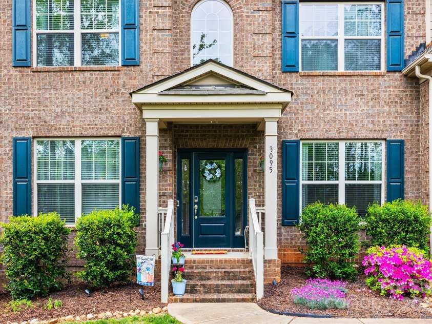 3095 Foggy Hollow Lane, Clover, SC 29710.  MLS# CAR4243248, YatesRealty ID 25252. Welcoming main entry