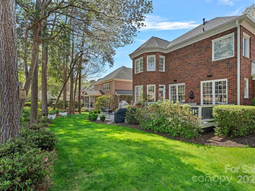 18418 Turnberry Court, Davidson, NC 28036.  MLS# CAR4244306, YatesRealty ID 25253. 