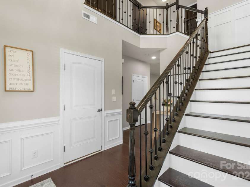 2214 Laurens Drive, Concord, NC 28027.  MLS# CAR4251337, YatesRealty ID 25254. 