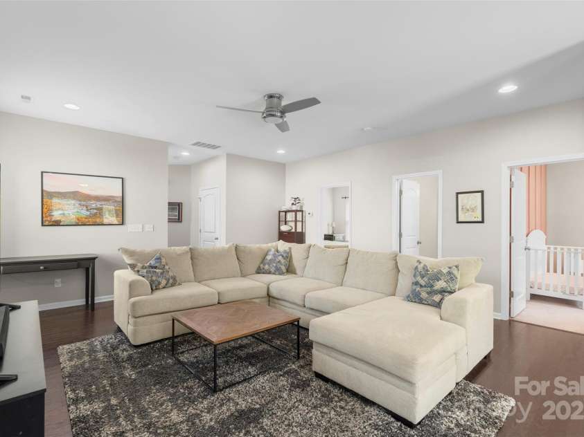 2214 Laurens Drive, Concord, NC 28027.  MLS# CAR4251337, YatesRealty ID 25254. 