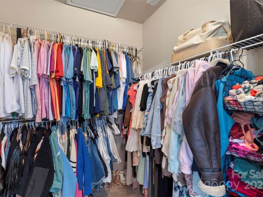 2214 Laurens Drive, Concord, NC 28027.  MLS# CAR4251337, YatesRealty ID 25254. 