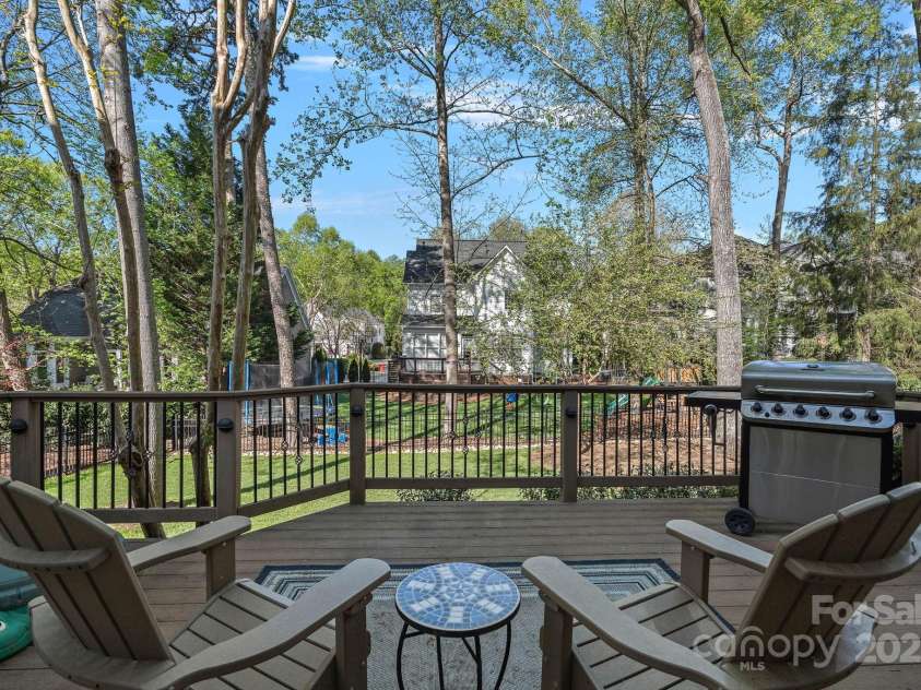 19679 Wooden Tee Drive, Davidson, NC 28036.  MLS# CAR4258951, YatesRealty ID 25255. 