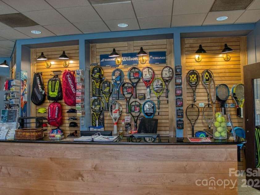 19679 Wooden Tee Drive, Davidson, NC 28036.  MLS# CAR4258951, YatesRealty ID 25255. Tennis Pro Shop