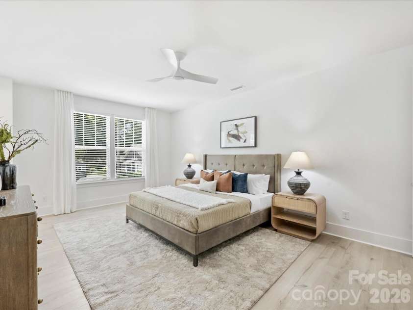 1125 35th Street, Charlotte, NC 28205.  MLS# CAR4385201, YatesRealty ID 25256. 