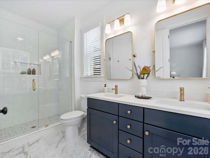 1125 35th Street, Charlotte, NC 28205.  MLS# CAR4385201, YatesRealty ID 25256. 