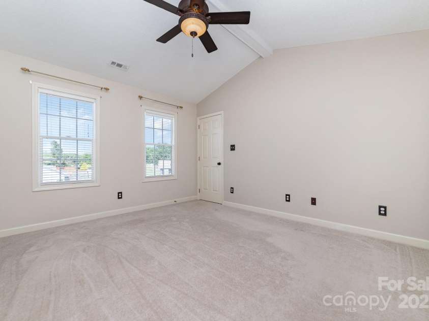 600 Capella Court, Gastonia, NC 28056.  MLS# CAR4265972, YatesRealty ID 25258. 