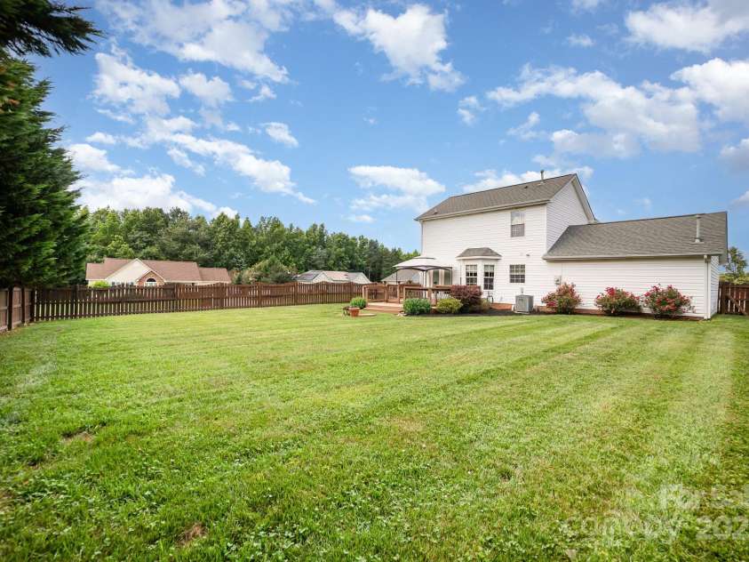 600 Capella Court, Gastonia, NC 28056.  MLS# CAR4265972, YatesRealty ID 25258. 