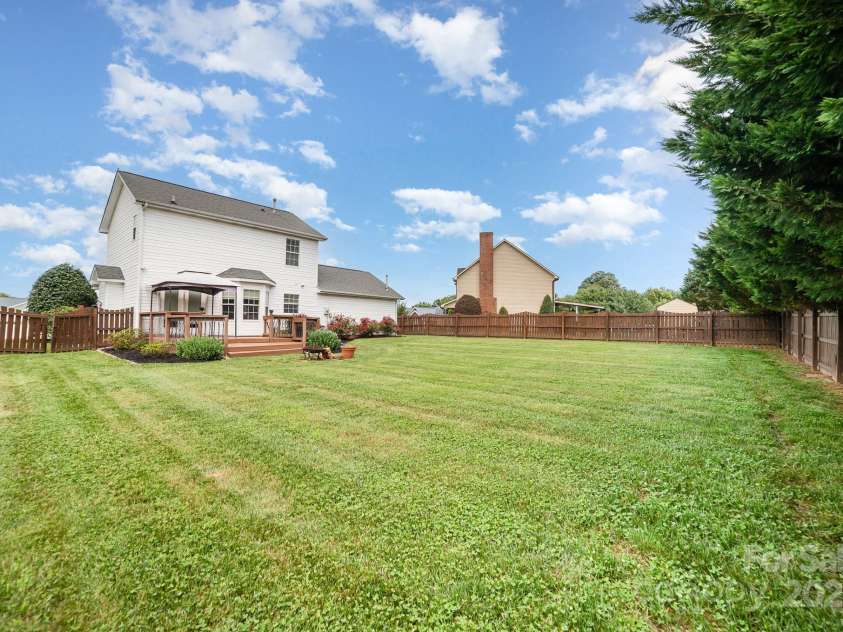 600 Capella Court, Gastonia, NC 28056.  MLS# CAR4265972, YatesRealty ID 25258. 