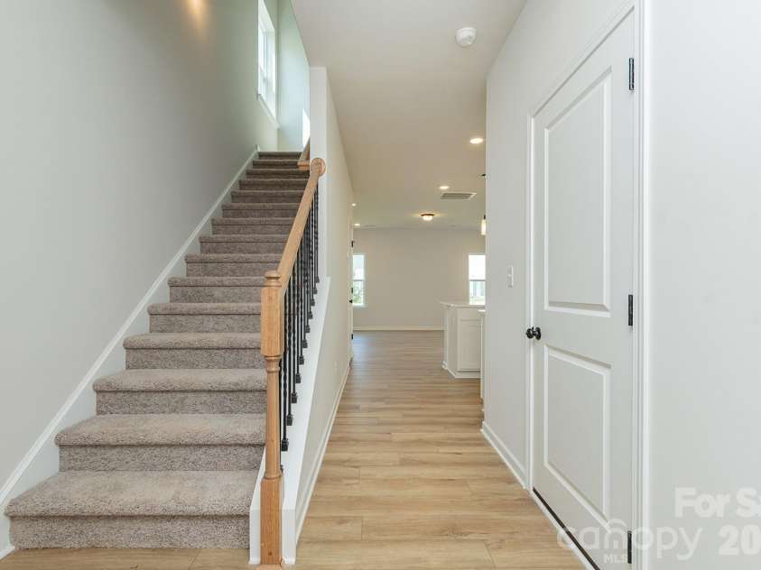 4236 Ruth Creek Court, Charlotte, NC 28216.  MLS# CAR4386261, YatesRealty ID 25259. 